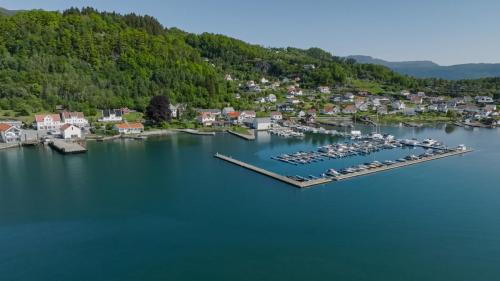 DJI 0835.00 00 07 08.Still008