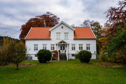 Nedstrand-Nov-2023-006-Nedstrand-073