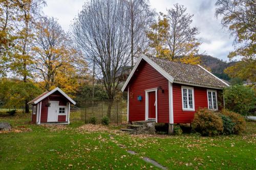 Nedstrand-Nov-2023-010-Nedstrand-085