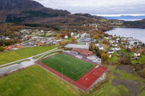 Nedstrand-Nov-2023-028-Nedstrand-083