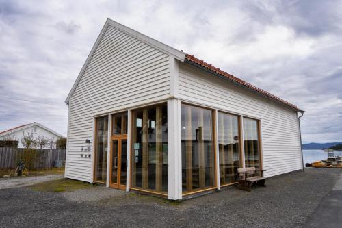 Nedstrand-Nov-2023-030-Nedstrand-100