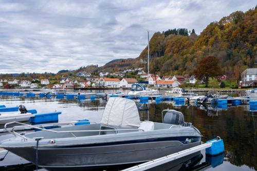 Nedstrand-Nov-2023-044-Nedstrand-111