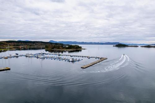 Nedstrand-Nov-2023-050-Nedstrand-101