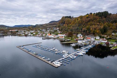 Nedstrand-Nov-2023-051-Nedstrand-090