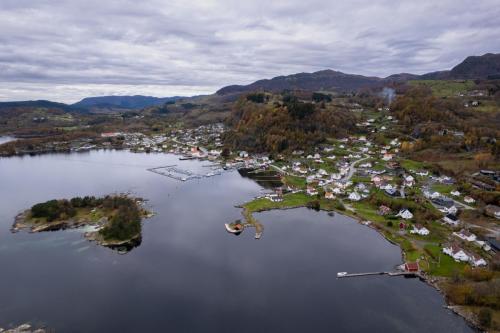 Nedstrand-Nov-2023-055-Nedstrand-104