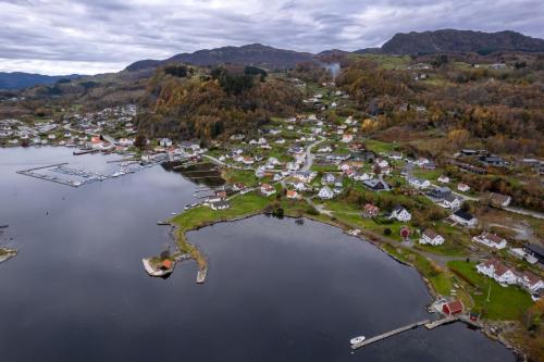 Nedstrand-Nov-2023-056-Nedstrand-108