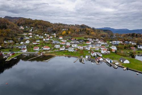 Nedstrand-Nov-2023-057-Nedstrand-086