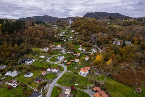 Nedstrand-Nov-2023-058-Nedstrand-069